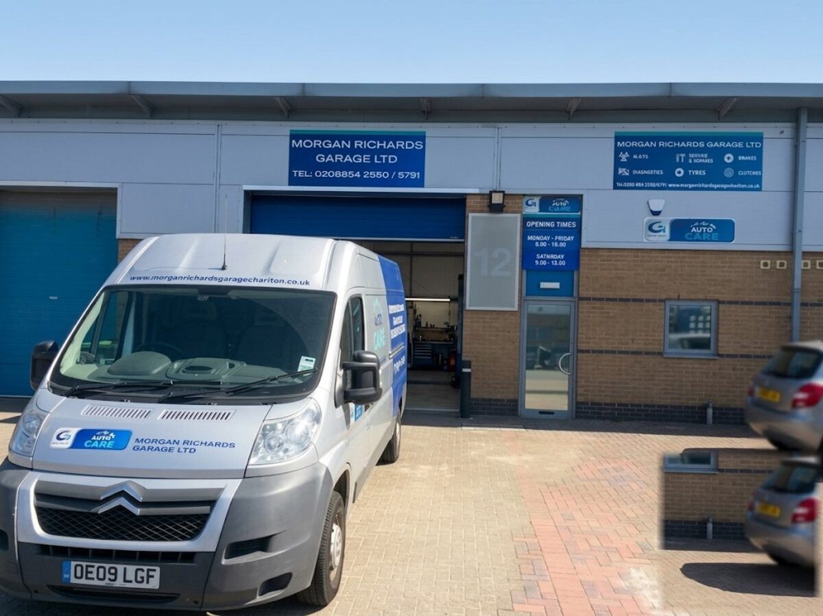 Morgan Richards Garage AutoCare van outside the workshop, Charlton SE7